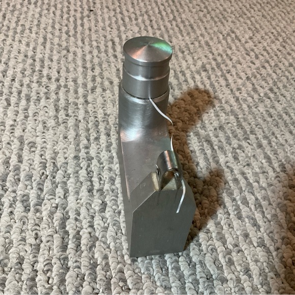 SafeDispense Single Floss Dispenser,heavy duty, very vintage Selling - Picture 4 of 9